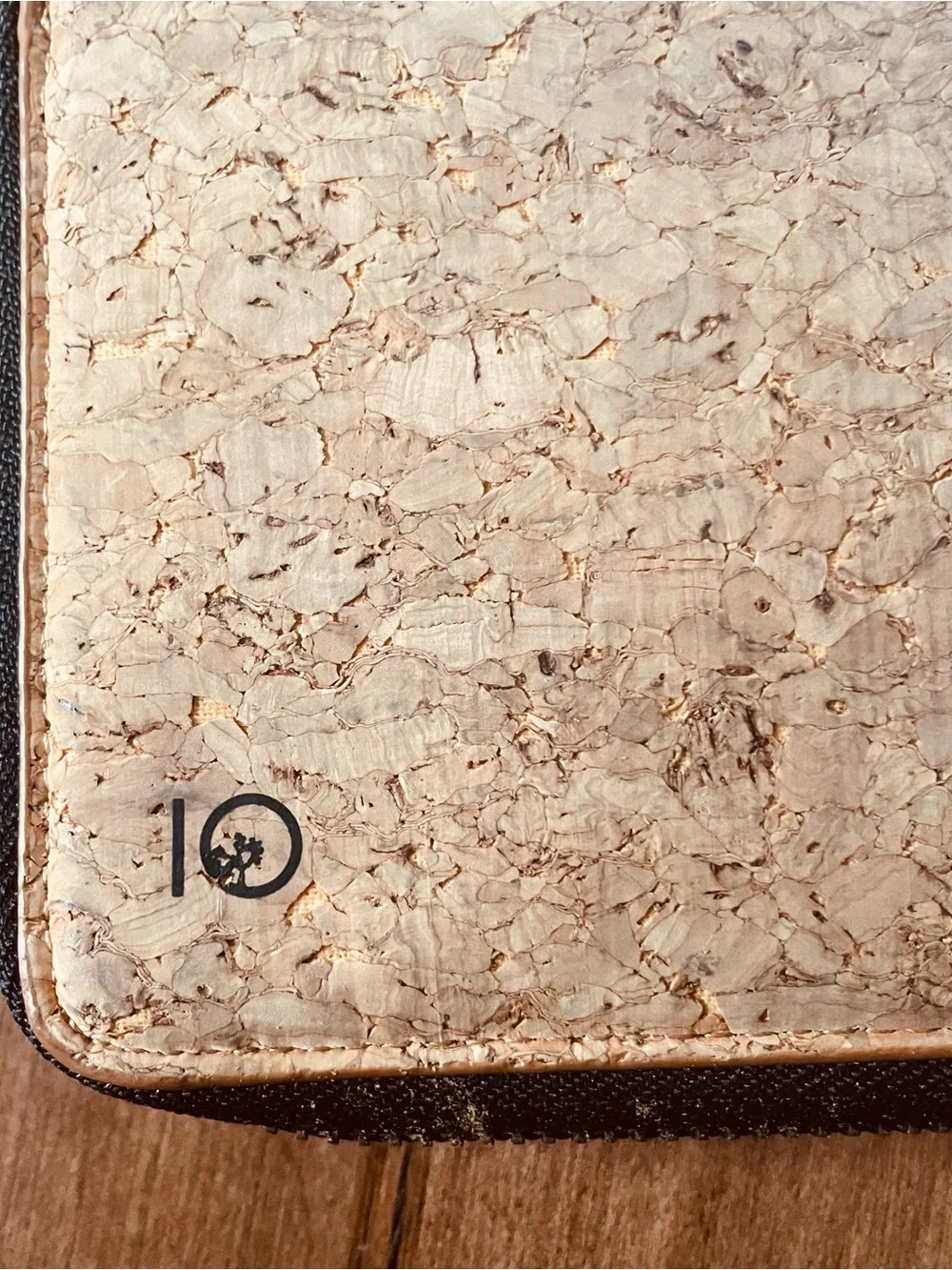 tentree Natural Cork Zippered Wallet